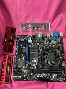 MSI 760GMA-P34 (FX) & 16GB RAM - Photo 1/5