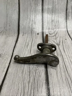 Manija de puerta exterior estilo desplazamiento Ford modelo A Foto 1 de 4