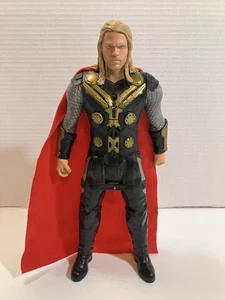 "Figura de acción Thor 12"" 2015 Hasbro Marvel Avengers Red Cape" - Imagen 1 de 4