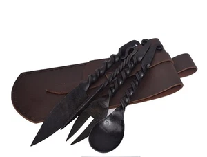 Handgeschmiedete mittelalterliche gedrehte Esszimmer Ess-/Schmiedsutensilien 4er Set Pi... - Bild 1 von 8