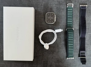 Apple Watch Ultra 2 - Neuwertig, Inkl. 2 Armbänder - Bild 1 von 8