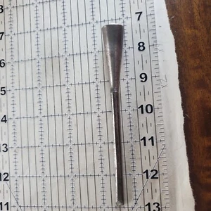 Strumento funzionante vintage scalpello mortasa legno - Foto 1 di 11