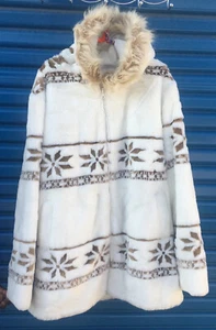 Abrigo Chaqueta con Capucha Woman Within Talla Grande 1X Blanco Imitación Piel Estampado Copo de Nieve - Imagen 1 de 8