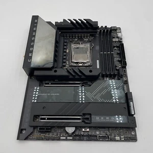 ASUS ROG Crosshair X670E Hero AMD AM5 DDR5 WiFi 6E ATX Motherboard - READ - Afbeelding 1 van 8