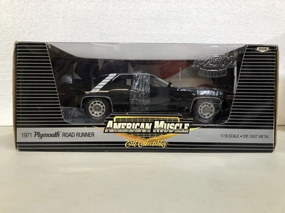 ERTL 39396 American Muscle 1971 Plymouth Road Runner 1/18 preto - Imagem 1 de 4
