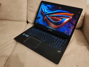 17 Inch Asus ROG Core i7 Gaming Laptop 16GB RAM With SSD and HDD - Picture 1 of 14