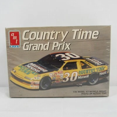 Michael Waltrip #30 Country Time Bahari Grand Prix Amt 1/24 modelo de plástico #6732 Foto 1 de 4