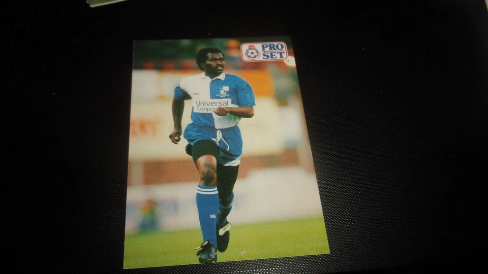 PRO SET 2 CARL SAUNDERS  BRISTOL ROVERS  CARD - Image 1 of 1