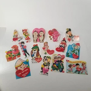 Lot Of 15 Vintage Valentines Day Cards Paper Stock Mummy Space 50's - Picture 1 of 12
