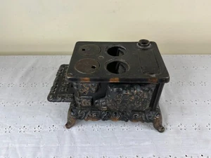 Vintage Cast Iron Union Salesman's Sample Stove - Picture 1 of 8