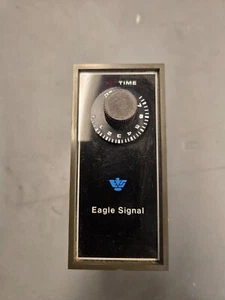 EAGLE SIGNAL DG100 MINI FLEX SERIES SOLID STATE TIMER DG102A3 - Picture 1 of 7