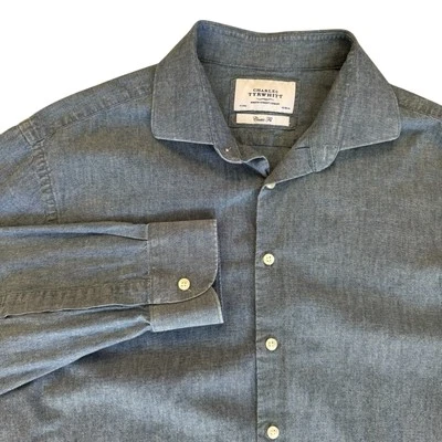 Camisa para hombre Charles Tyrwhitt 17/34 en azul calce clásico manga larga abotonada Foto 1 de 4