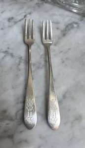 2-Vintage International Silver Co Silver Plate Seafood/Cocktail Forks- H Mono - Picture 1 of 6