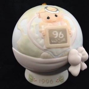 Precious Moments "Peace On Earth Anyway" 1996 Annual Edition Ornament w/base box - Picture 1 of 6