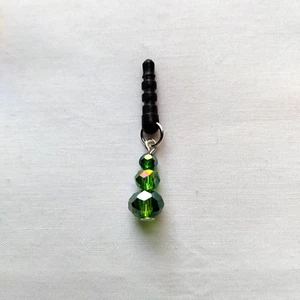 Green Bead Universal Cell Phone Charm Anti Dust Proof Plug Ear Cap Jack Handmade - Picture 1 of 3