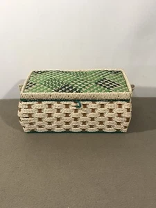 Vintage Wicker Straw Rattan Sewing Box Basket Storage Box - Foto 1 di 10