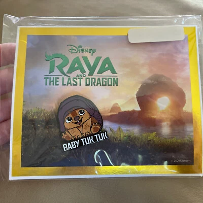 Prendedor VIP Raya & The Last Dragon, Baby Tuk Tuk, exclusivo de Disney Movie Club, NUEVO Foto 1 de 2
