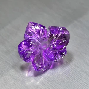 16.35Ct Fancy Carving Cut_ Mesmerizing Natural Purple Amethyst _ Brazil - Picture 1 of 2