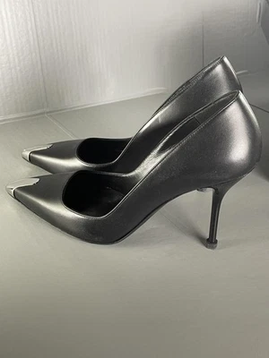 Туфли женские Alexander McQueen размер 7 37 черные металлические с закрытым носком кожаные туфли-лодочки на каблуках - Изображение 1 из 4