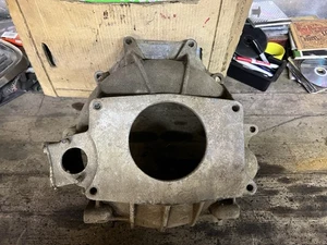 1985-93 Chevy S10 Blazer Truck Bell Housing GMC 2.8L V6 T5 GM Trans 15596765 OEM - Picture 1 of 24