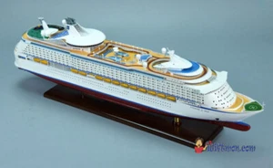 BUQUE DE PASAJEROS ILUMINADO MS Voyager of the Seas 35" modelo de barco totalmente construido con soporte - Imagen 1 de 12