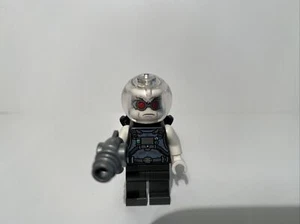 LEGO Super Heroes Batman Mr. Freeze Pearl Dark Gray Sh621 - Picture 1 of 4