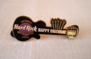 Hard Rock Cafe 2009 Happy Birthday Guitar Pin Seminole Tampa HRH&C - Picture 1 of 3