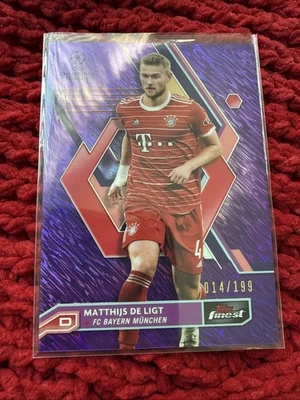 2022-23 Topps Finest UCL Purple Shimmer /199 Matthijs de Ligt FC Bayern München - Image 1 of 2