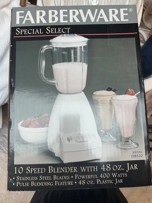 Licuadora de encimera Farberware Special Select 10 velocidades con tarro de 48 oz FSB100 blanca Foto 1 de 2