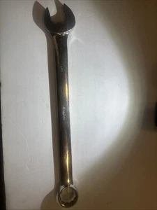 Snap-on 1-1/2-Point Flank Drive Combination Wrench - Picture 1 of 11