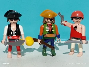 PLAYMOBIL FIGURAS LOTE DE PIRATAS BUCANEROS CORSARIOS PIRATA BARCO GALEON ISLA - Foto 1 di 1