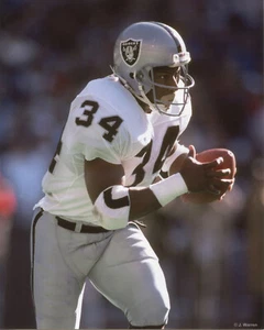 BO JACKSON 1989 OAKLAND RAIDERS 8X10 PHOTO #2 - Picture 1 of 1