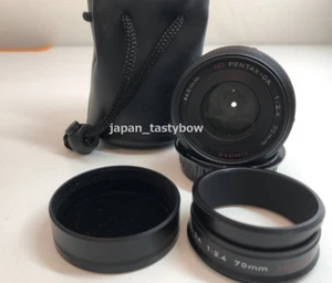 Pentax HD PENTAX DA 70mm F2.4 Limited Lens (Black)  K Mount  Pentax-DA APSC Used - Picture 1 of 1