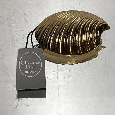 VTG CHRISTIAN DIOR Brooch Shell Shape Gold-Tone TEXTURED /ABSTRACT - Image 1 of 4