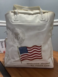 Vintage 70er Jahre AIR FORCE ONE NIXON REISETASCHE PRESIDENTIAL SEAL AMERICA - Bild 1 von 6