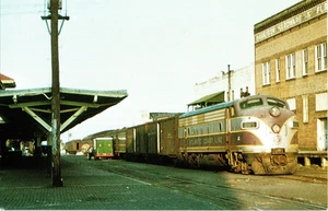 Postcard ACL Atlantic Coast Line No. 38 Train, in St. Petersburg 1958 - Picture 1 of 2