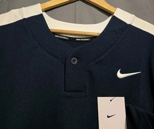 Nike Jersey Para Hombres L Dri-Fit Vapor Azul Un Botón Béisbol DM0775-420 NUEVO - Imagen 1 de 6
