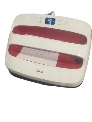 Cricut EasyPress 2 9x9 inch Heat Press Machine - Raspberry Color - Used - Image 1 of 4