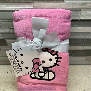 New Hello Kitty Sitting On Pastel Pink Cotton Hand Towels Pack Of 2 - Picture 1 of 9