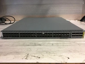 Juniper Network QFX5100-48S Switch w/ Dual power - Picture 1 of 5