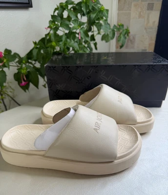 WMNS JORDAN SOPHIA SLIDES SS FZ7012 200 LEGEND MARRÓN CLARO TALLA 8 Foto 1 de 4