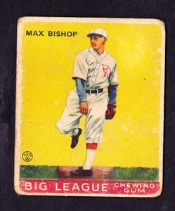 1933 GOUDEY #61 MAX BISHOP PHILADELPHIA ATHLETICS