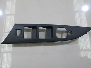 Interruptor maestro Mazda 3 2005 genuino moldura B32H-4281J  - Imagen 1 de 3