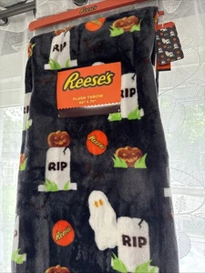 Reeses Chocolate Halloween Pumpkin Blanket NWT 60x70” Throw - Picture 1 of 3