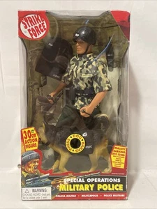 Figura de acción Strike Force Operaciones Especiales Policía Militar - Imagen 1 de 5