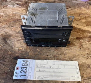 2005-2007 Ford F350 Super Duty AM/FM Radio CD Player w/ AUX Input 6C3T-18C869-AE - Picture 1 of 5