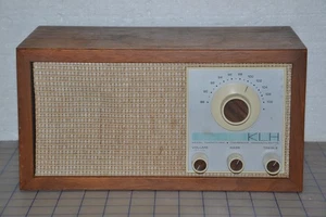 Vintage KLH Model Twenty One 21 FM Radio - Works great !!! - Picture 1 of 6