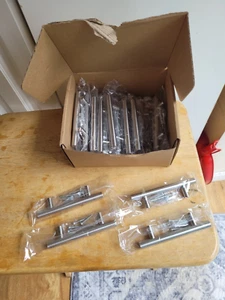 Manija de cajón central de 3 pulgadas de níquel cepillado homdiy tira herrajes 20 nuevo en paquete - Imagen 1 de 5