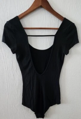 Emma & Sam Knitt Bodysuit with Chinese Characters size Small - Image 1 of 4