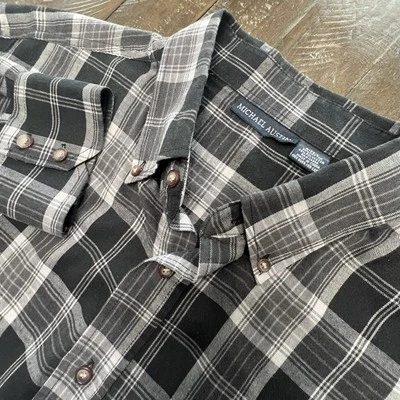 Michael Austin Men's Large Gray Plaid Long Sleeve Button Up Shirt - Image 1 of 4